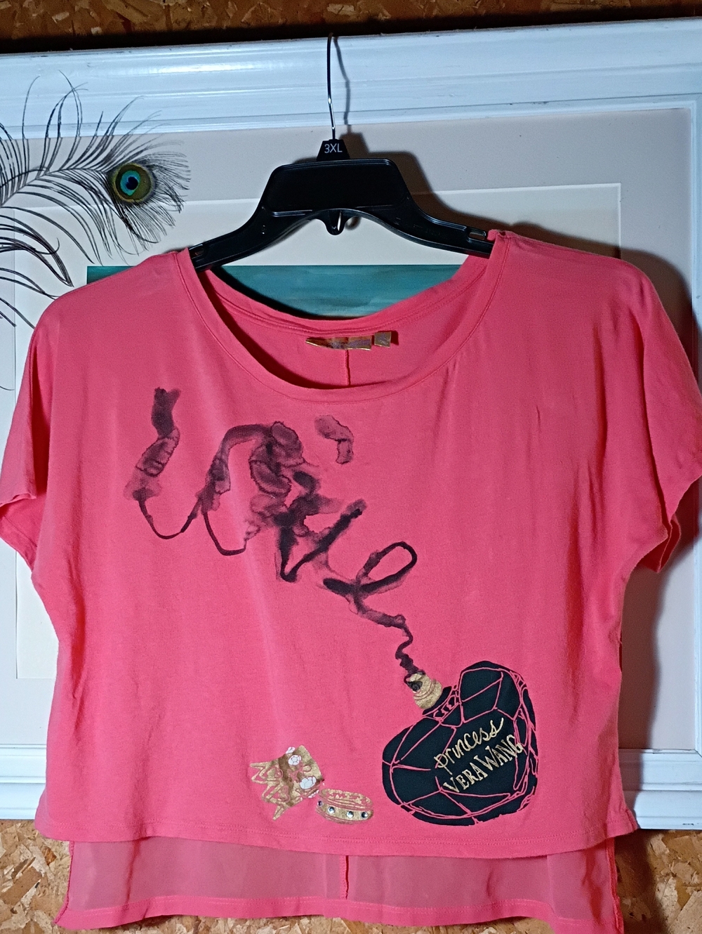 Vera Wang Coral Pink Graphic Crop Top with Perfume Motif Cute Classy Casual